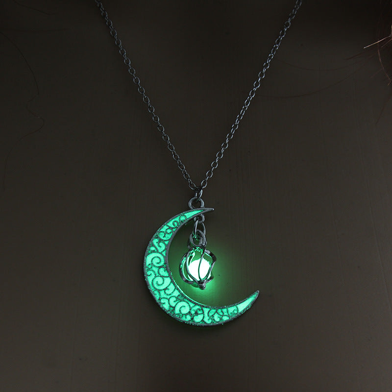 Hot Selling Hollow Spiral Moon Luminous Pendant Cyclone Luminous Bead Necklace Wholesale Gooddiy
