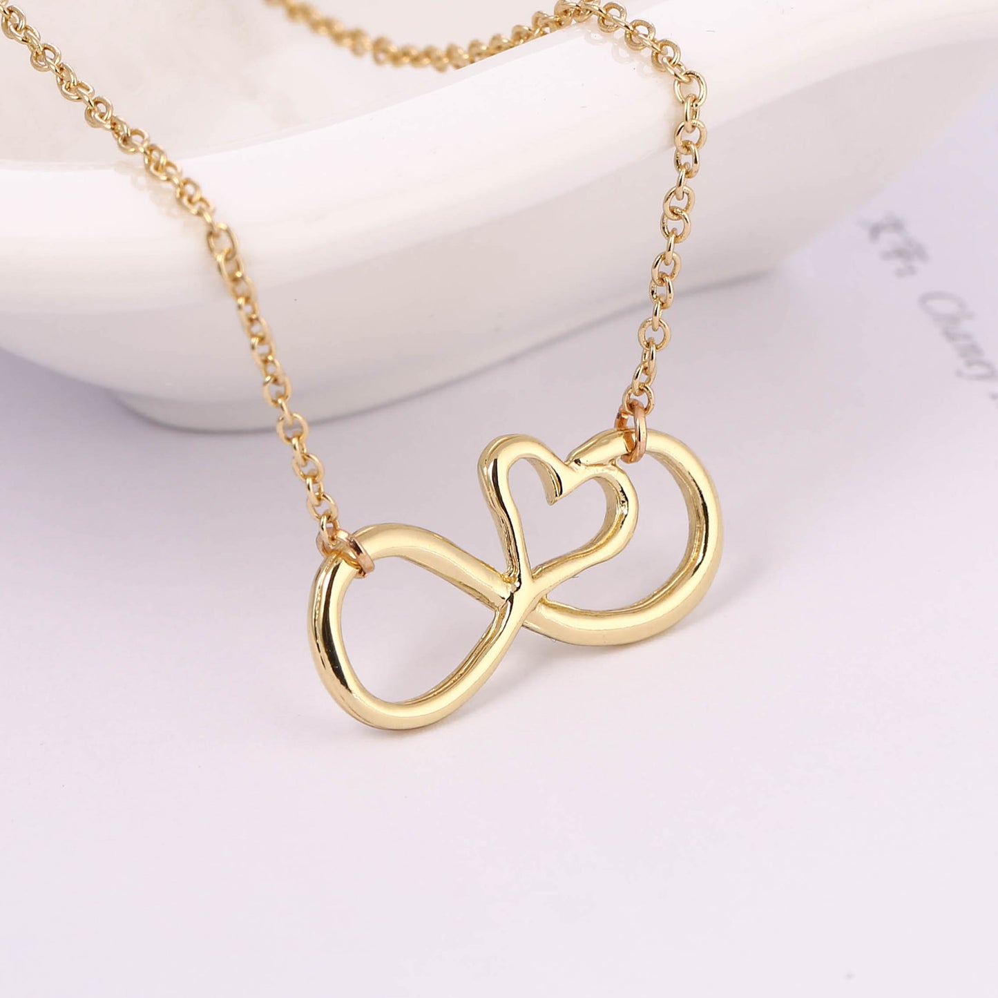 Fashion Infinity Heart Shape Alloy Plating Valentine's Day Women's Necklace