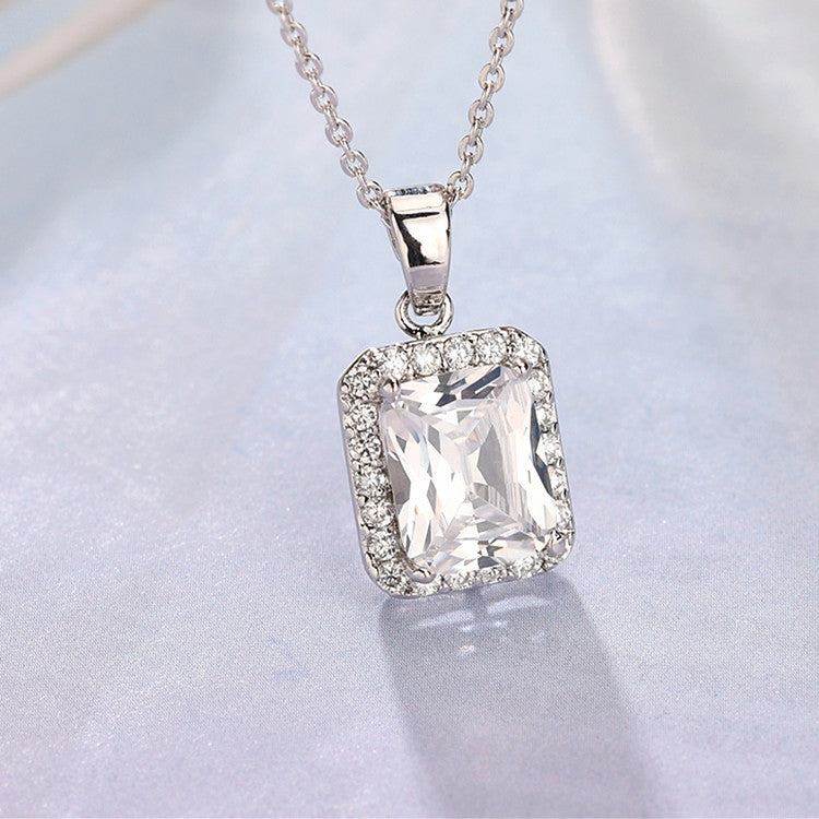 Classic Style Square Copper Alloy Inlay Zircon Women's Pendant Necklace