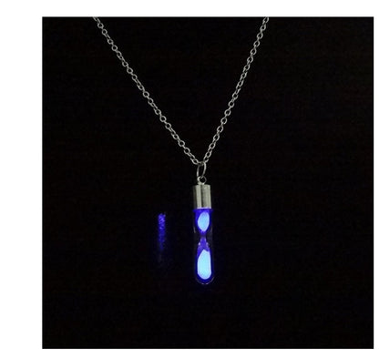 Simple Style Geometric Glass Copper Luminous Pendant Necklace 1 Piece