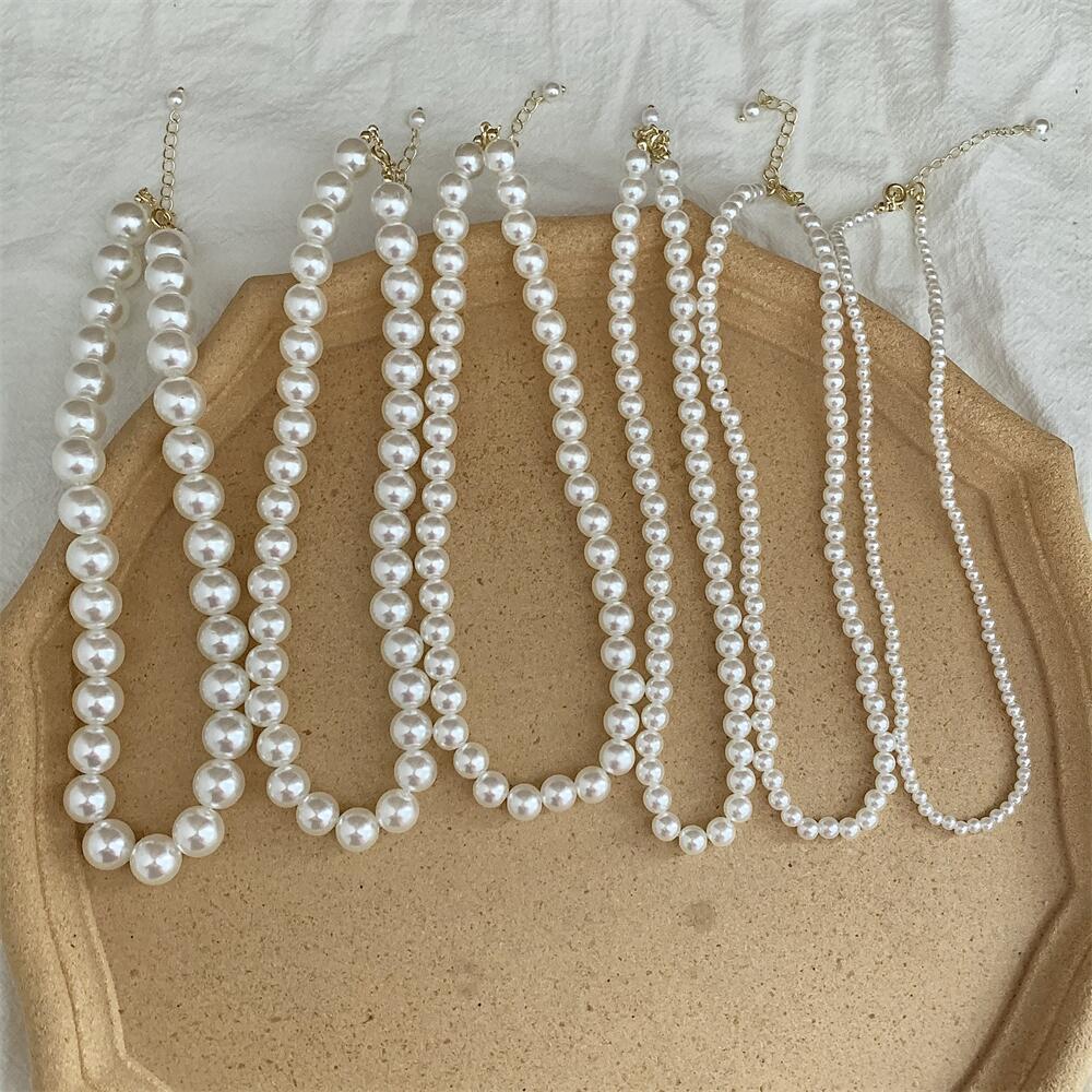 Fashion Solid Color Artificial Pearl Alloy Women's Necklace 1 Piece