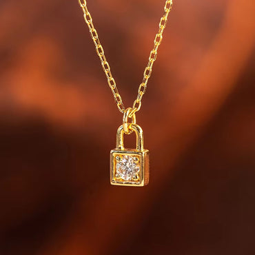 Simple Style Lock Sterling Silver Inlay Zircon Pendant Necklace