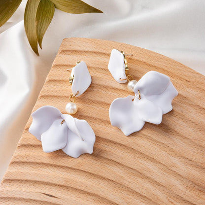 Creative Acrylic Rose Petal Earrings Fashion Earrings