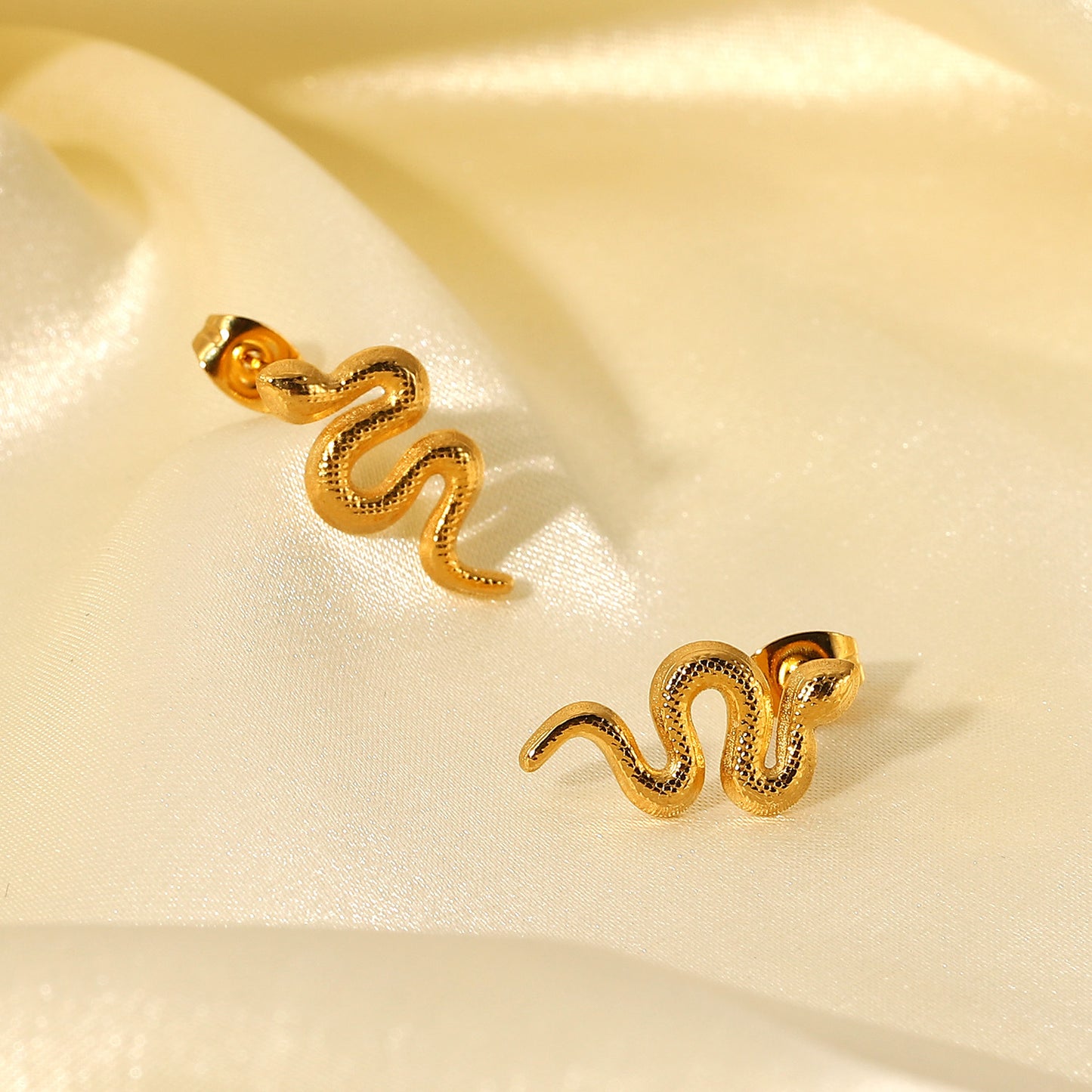 Fashion 18k Gold Electroplated Stainless Steel Snake-shaped Earrings