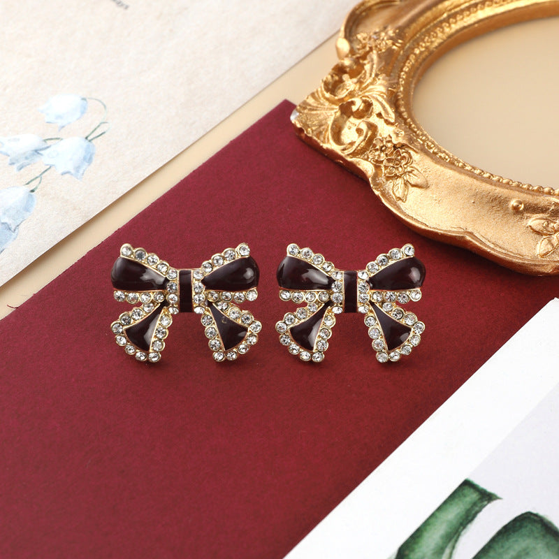 French Style Retro Hong Kong Style 925 Silver Stud Earrings Women's Vintage Court Elegant Earrings Mid-ancient Earrings