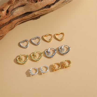 popular love French retro earrings independent station new heart-shaped design simple high-end texture earrings