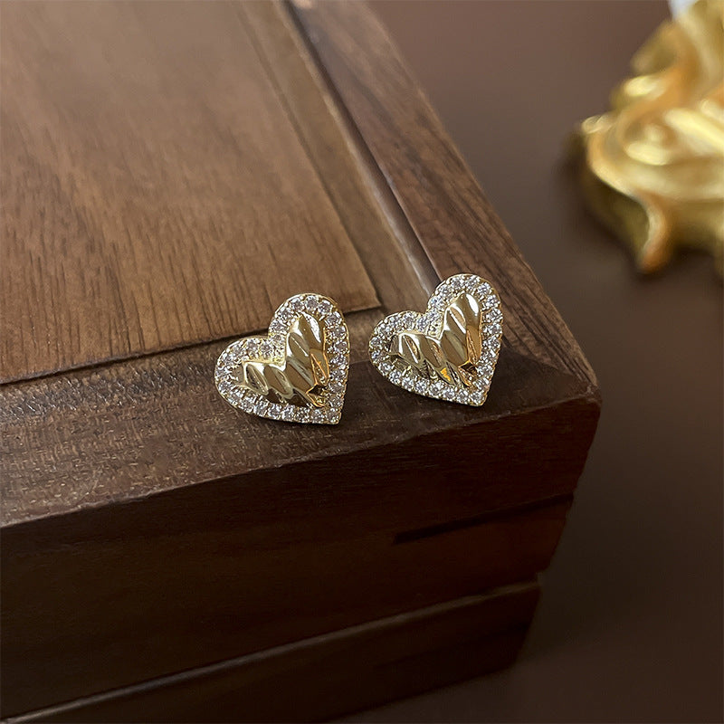 1 Pair Fashion Heart Shape Copper Inlay Zircon Ear Studs