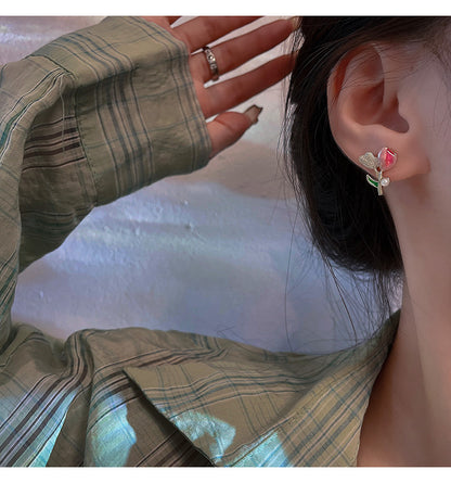 Sweet Flower Alloy Enamel Artificial Pearls Women's Ear Studs 1 Pair