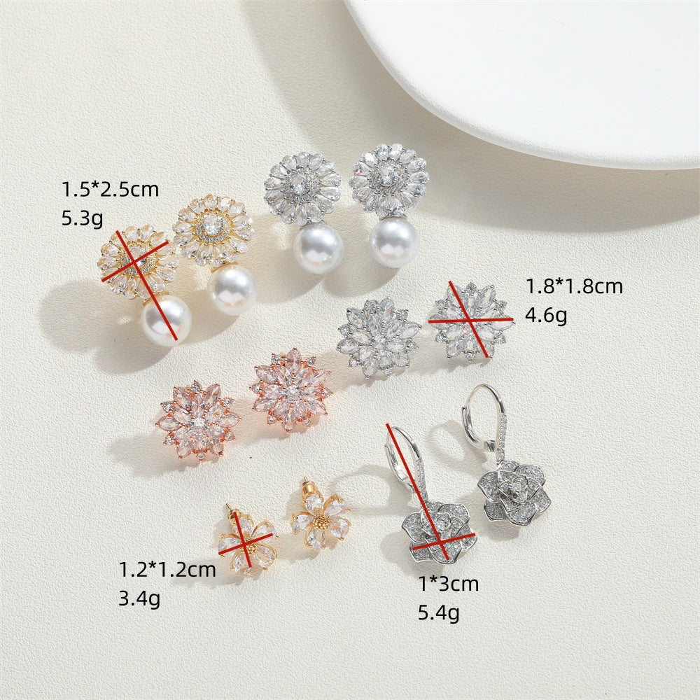 Cross-border hot-selling light luxury retro flower pendant earrings, niche versatile ins, trendy high-end earrings and accessories