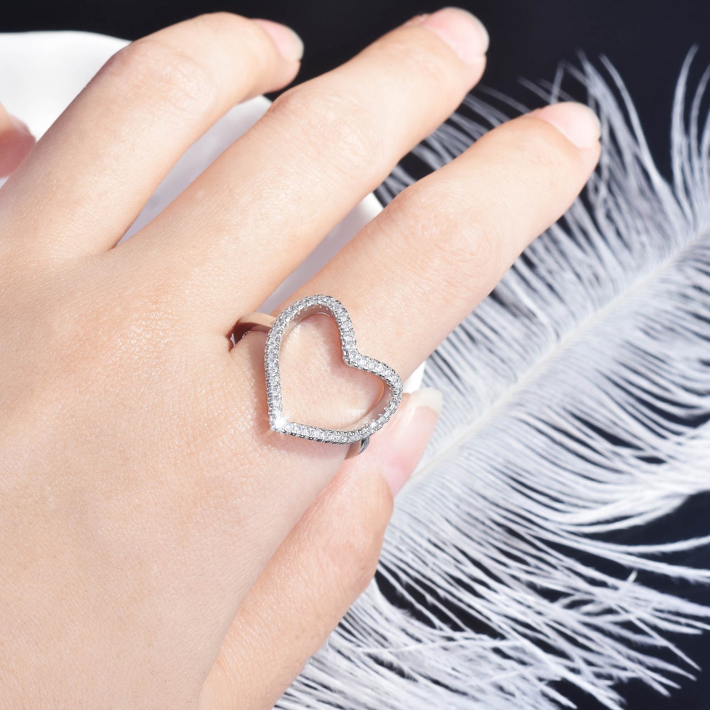 Internet Celebrity Same Style Niche Designer Sweet Gift Internet Celebrity Versatile Personality Love Heart-shaped Ring Women's Full Diamond Loose Ring