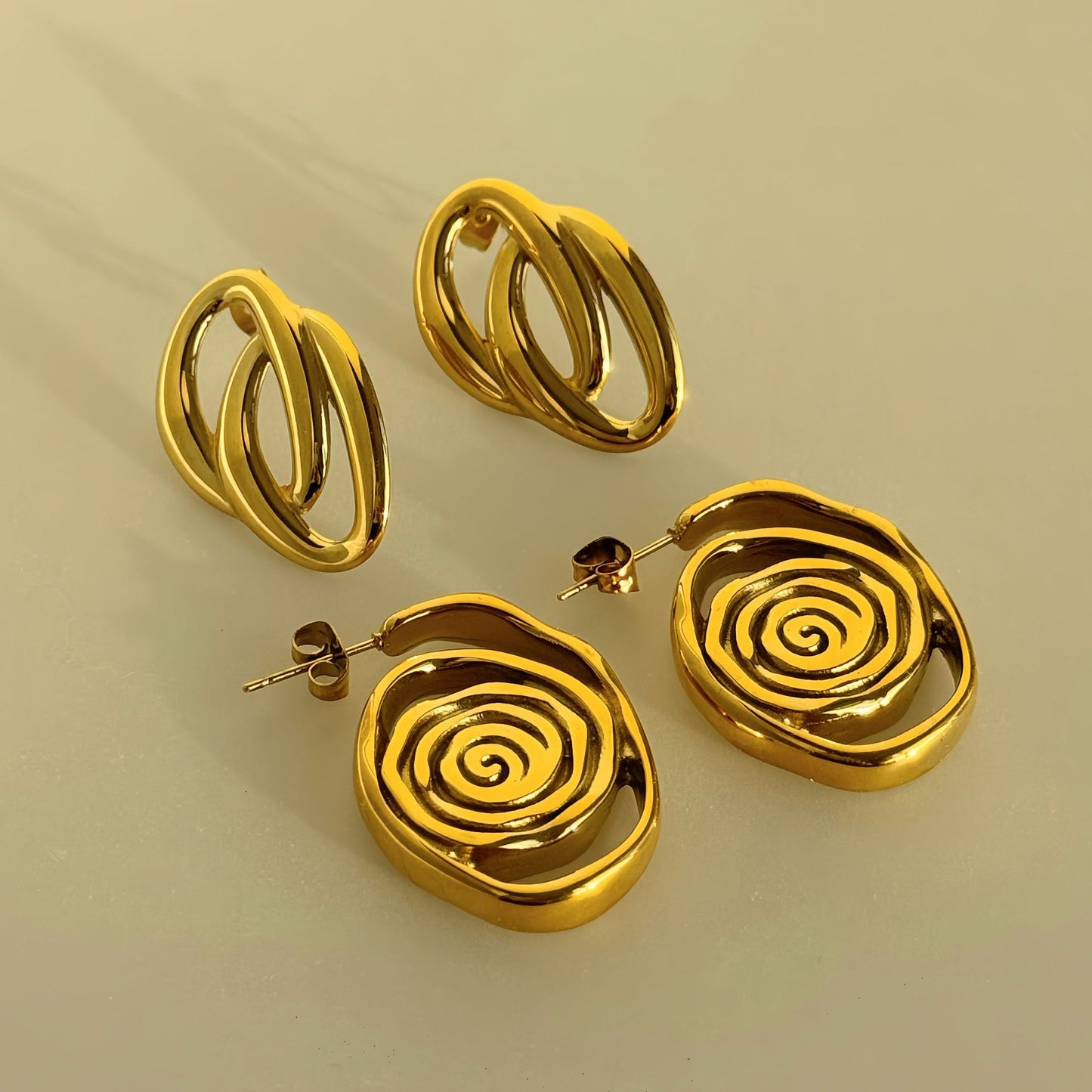 1 Pair Simple Style Commute Solid Color Plating Titanium Steel Gold Plated Ear Studs