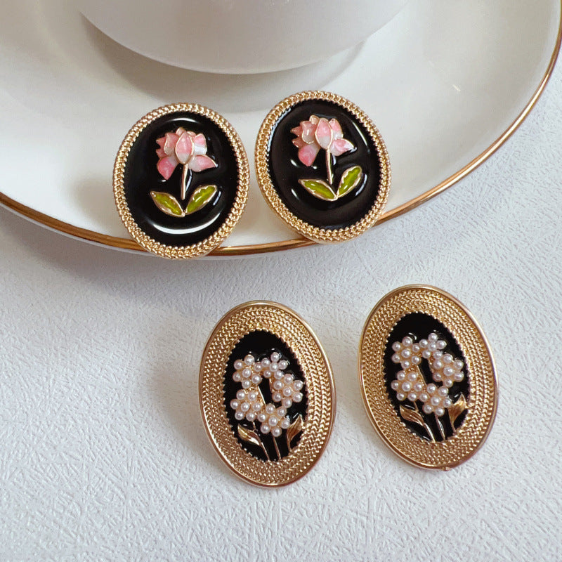 1 Pair Vintage Style Flower Plating Alloy Ear Studs