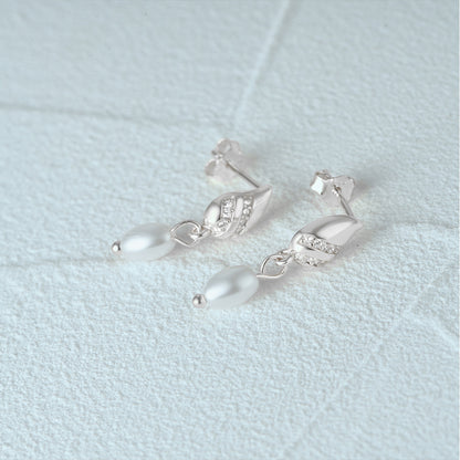 1 Pair Elegant Snowflake Plating Sterling Silver Drop Earrings