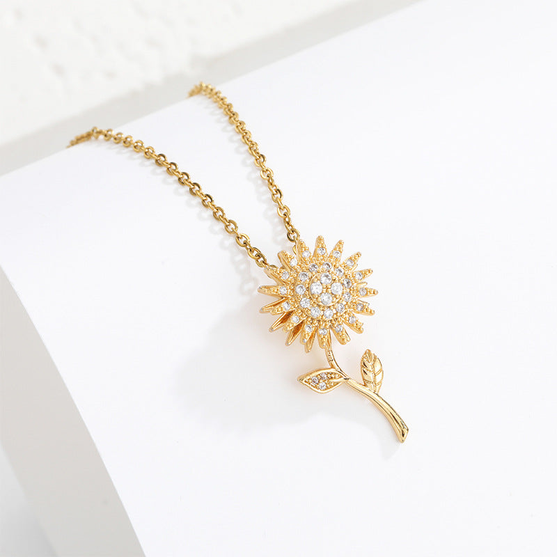 Simple Style Flower Copper Zircon Pendant Necklace In Bulk