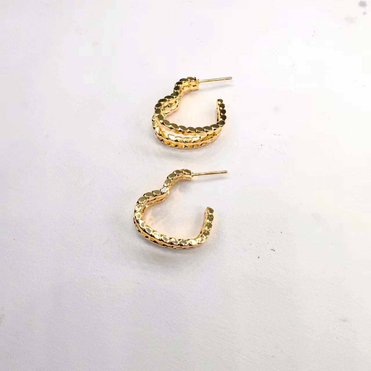 1 Pair Simple Style Heart Shape Plating Metal Ear Studs