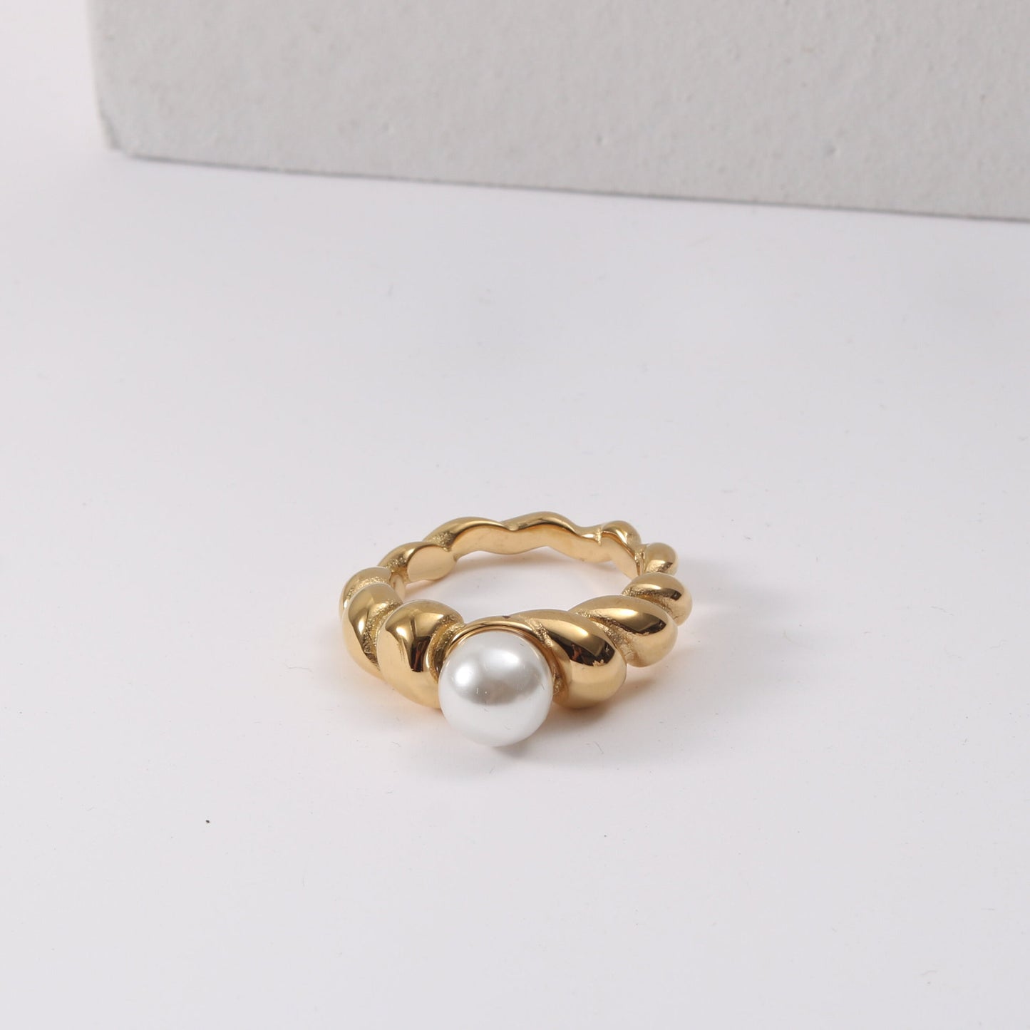 Retro Twist Titanium Steel Inlay Artificial Pearls Rings