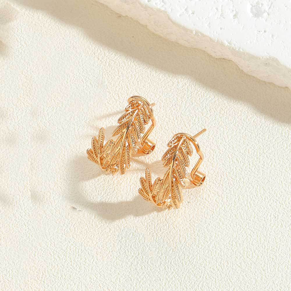 AliExpress's explosive copper-plated 14K real gold leaves, personality style trend earrings, ins style temperament, Internet celebrity same earrings