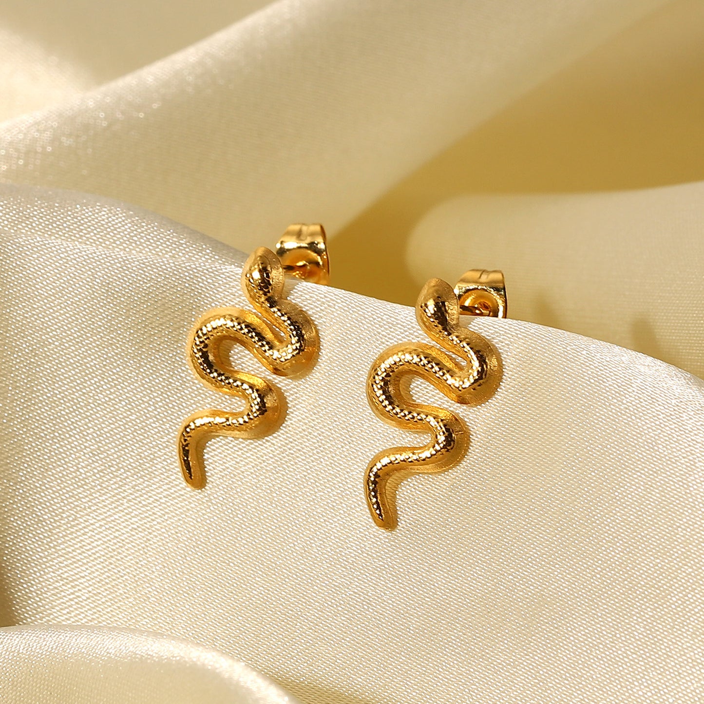 Fashion 18k Gold Electroplated Stainless Steel Snake-shaped Earrings