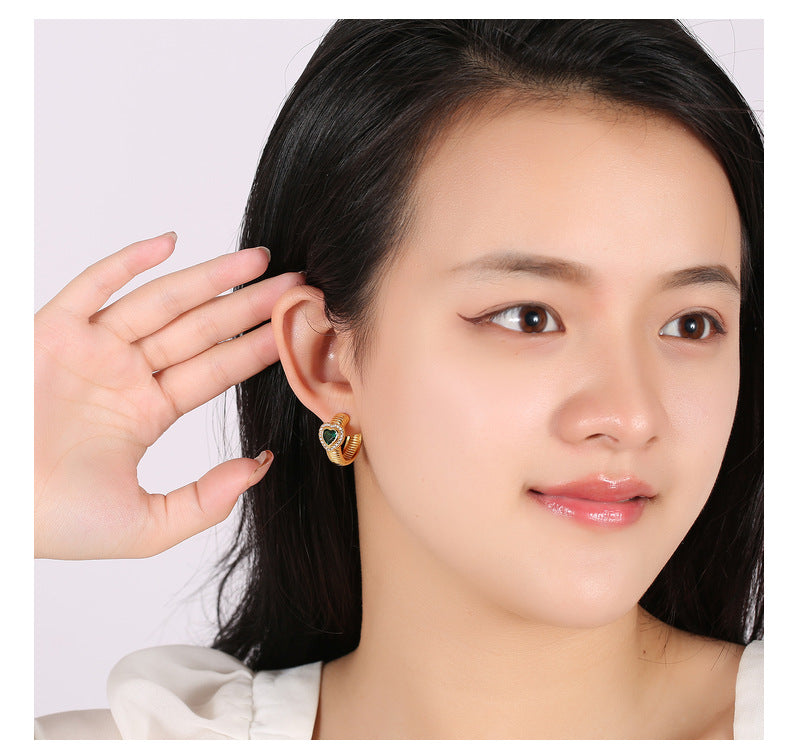 1 Pair Retro Heart Shape Copper Inlay Zircon Earrings
