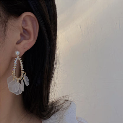 Elegant Simple Style Petal Arylic Plating Inlay Artificial Pearls Rhinestones Women's Drop Earrings