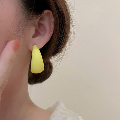 Simple New Candy Color Fluorescent C-shaped Earring