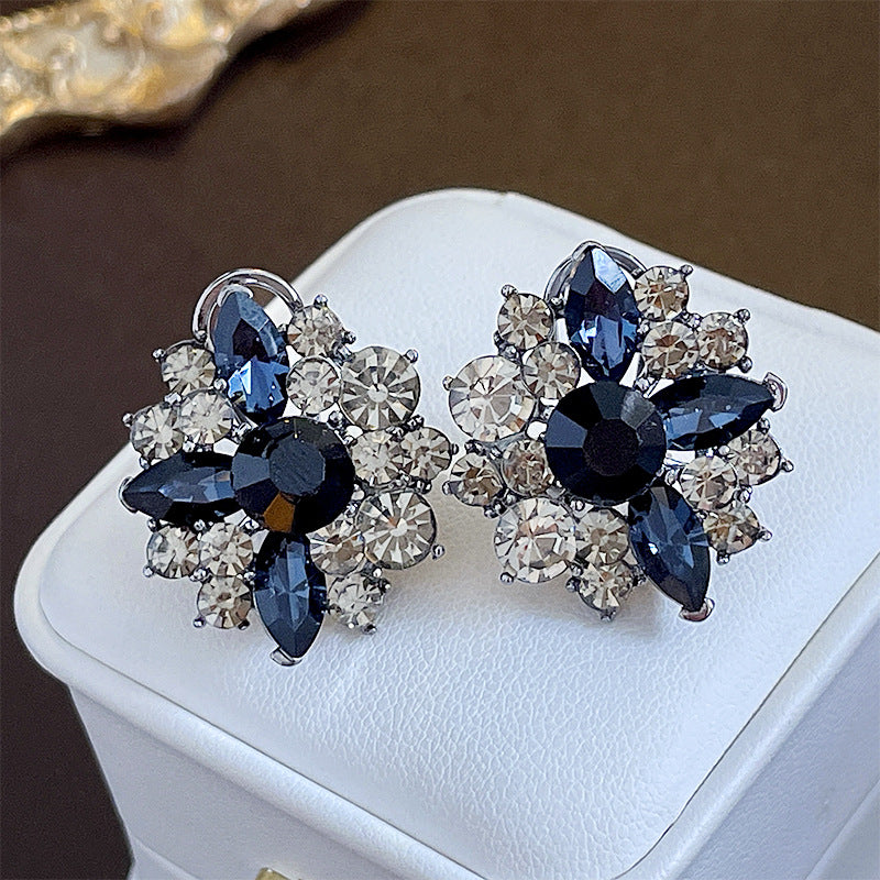 1 Pair Retro Flower Alloy Inlay Rhinestones Women's Earrings