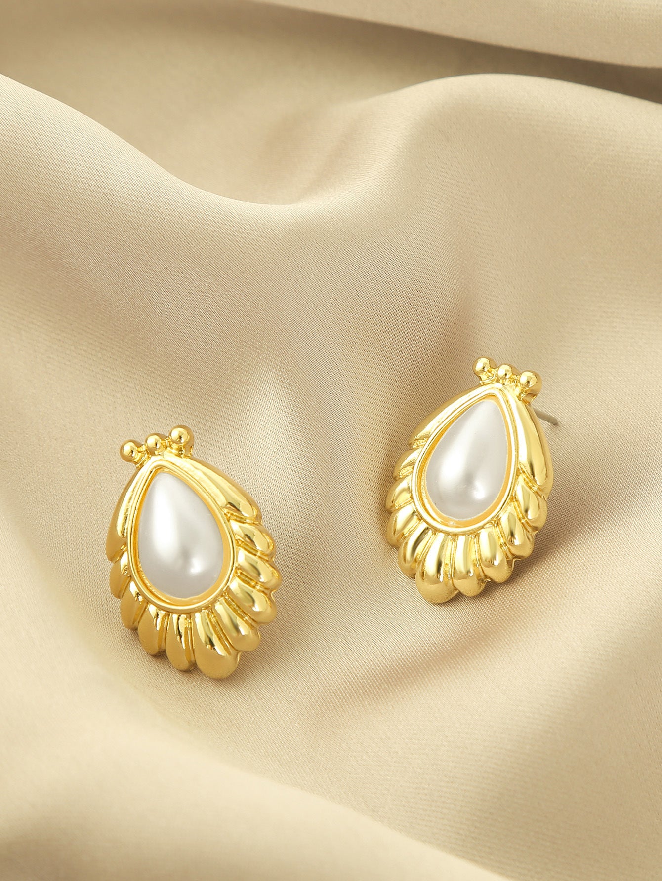 1 Pair Elegant Streetwear Geometric Plating Imitation Pearl Drop Earrings