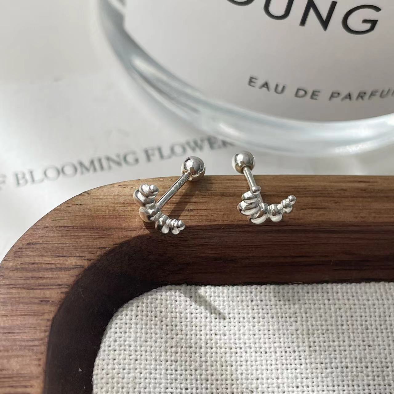 1 Pair Simple Style Moon Plating Sterling Silver Ear Studs