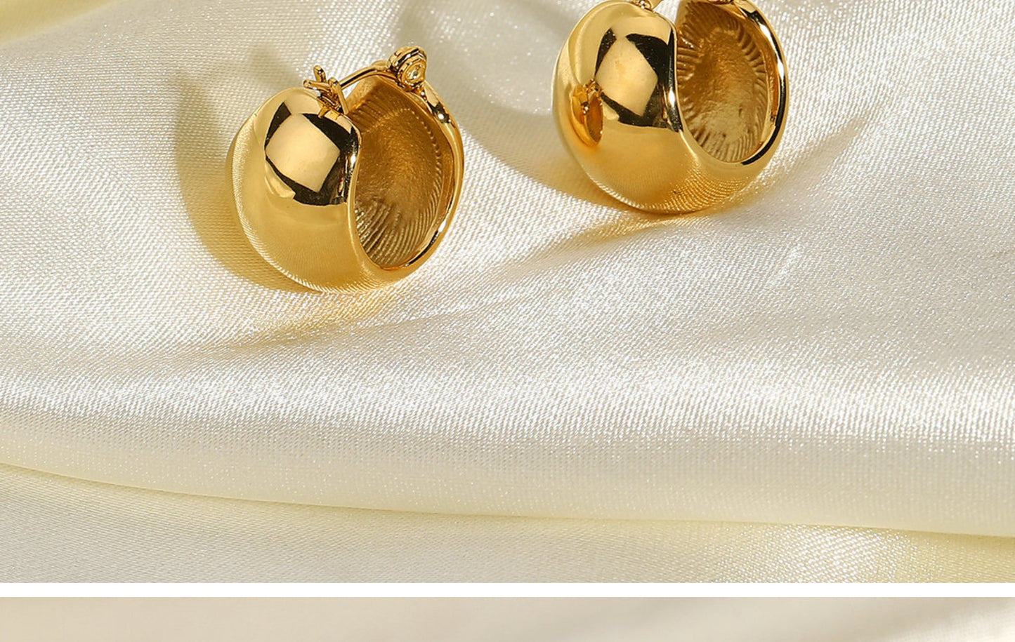 Simple Spherical Gold-plated Stainless Steel Earrings