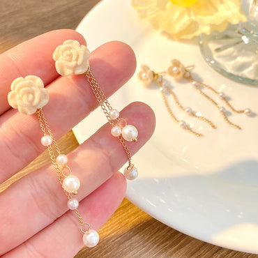 1 Pair Sweet Flower Plating Alloy Plastic Drop Earrings