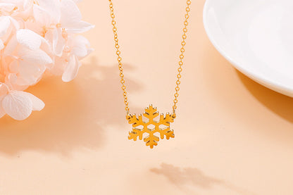 Kalen New European And American Foreign Trade Fashion Personalized Snowflake Necklace Fresh Christmas Gift Necklace Wholesale