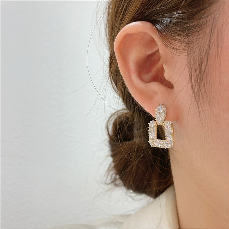 S925 Silver Needle Temperament Simple Square Geometric Fashion Super Flash Personality Earrings