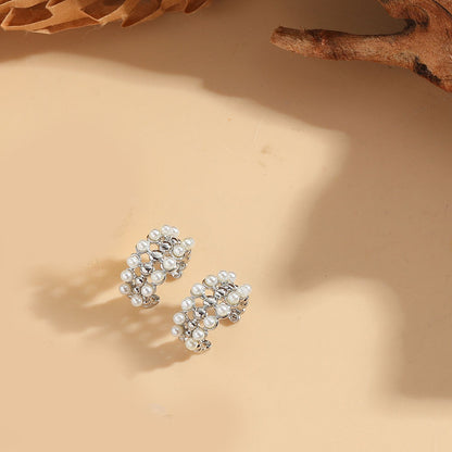 Cross-border popular ins style light luxury high-end C-shaped pearl earrings are simple and versatile, minimalist and fresh earrings