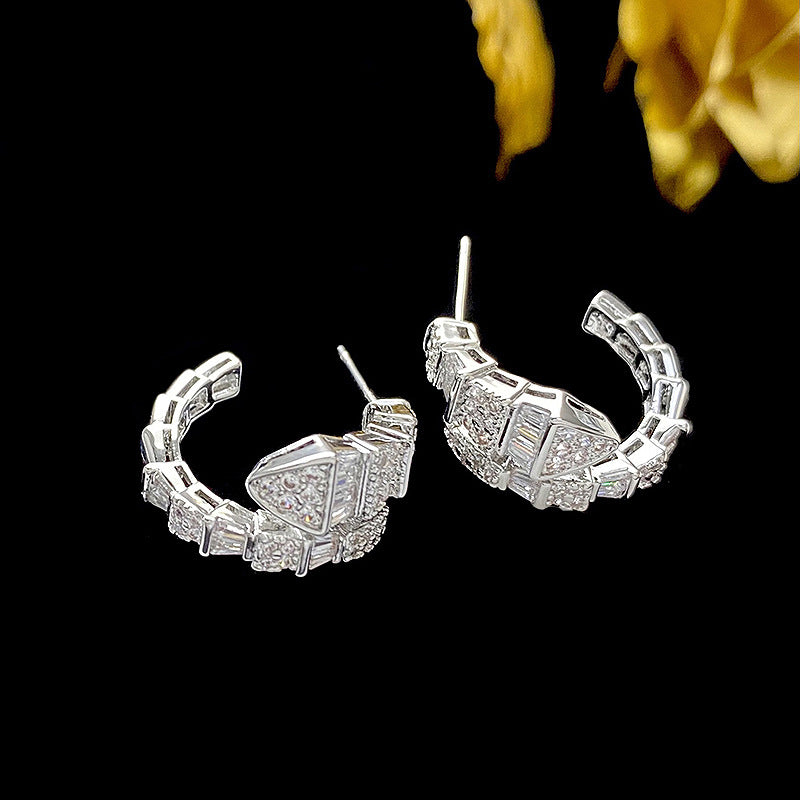 1 Pair Simple Style C Shape Inlay Copper Zircon Ear Studs