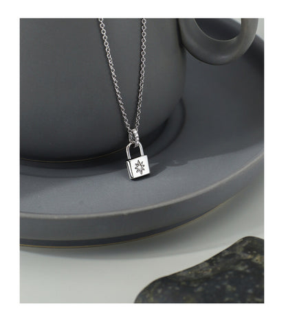 Fashion Lock Brass Plating Zircon Pendant Necklace