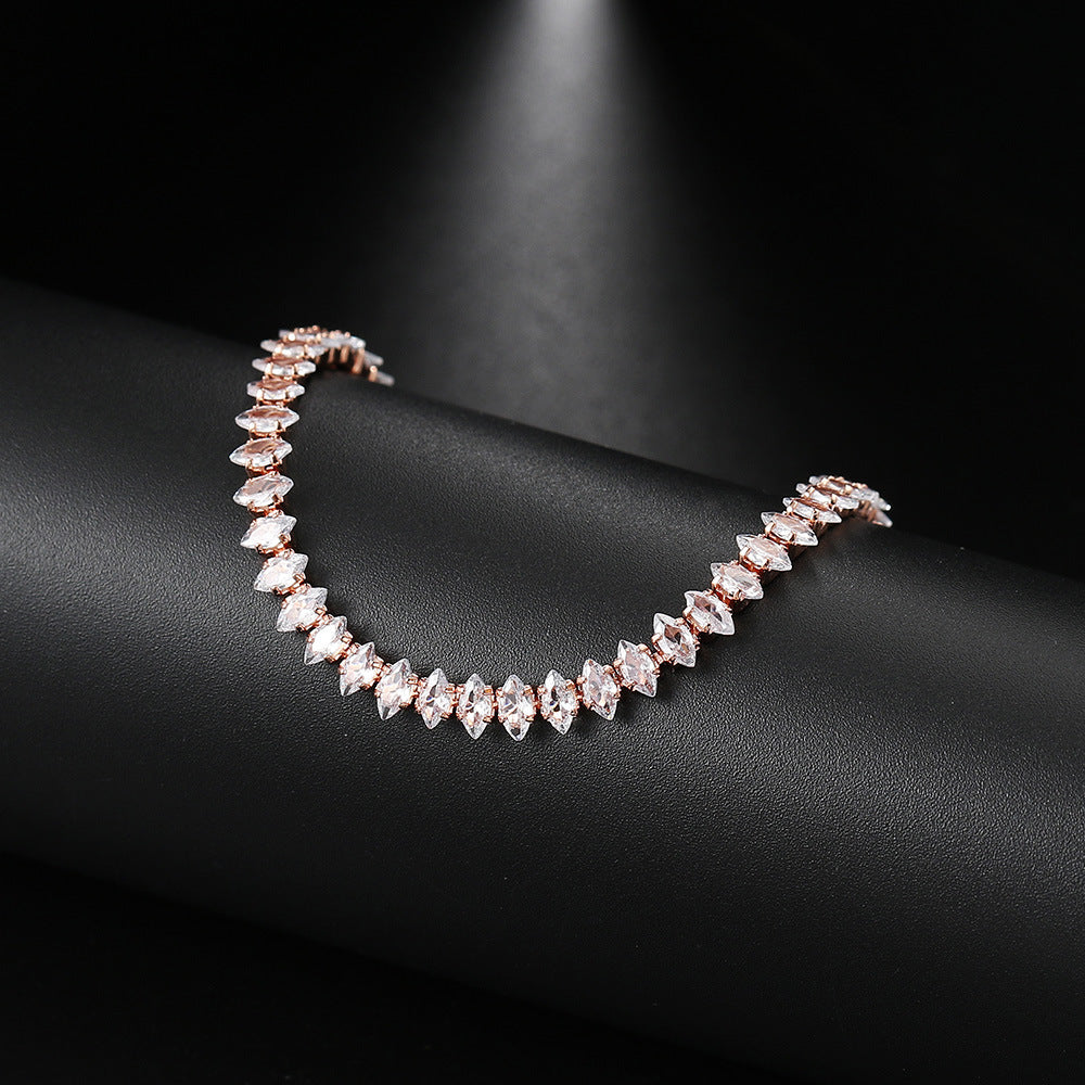 Simple Style Eye Copper Inlay Zircon Bracelets 1 Piece