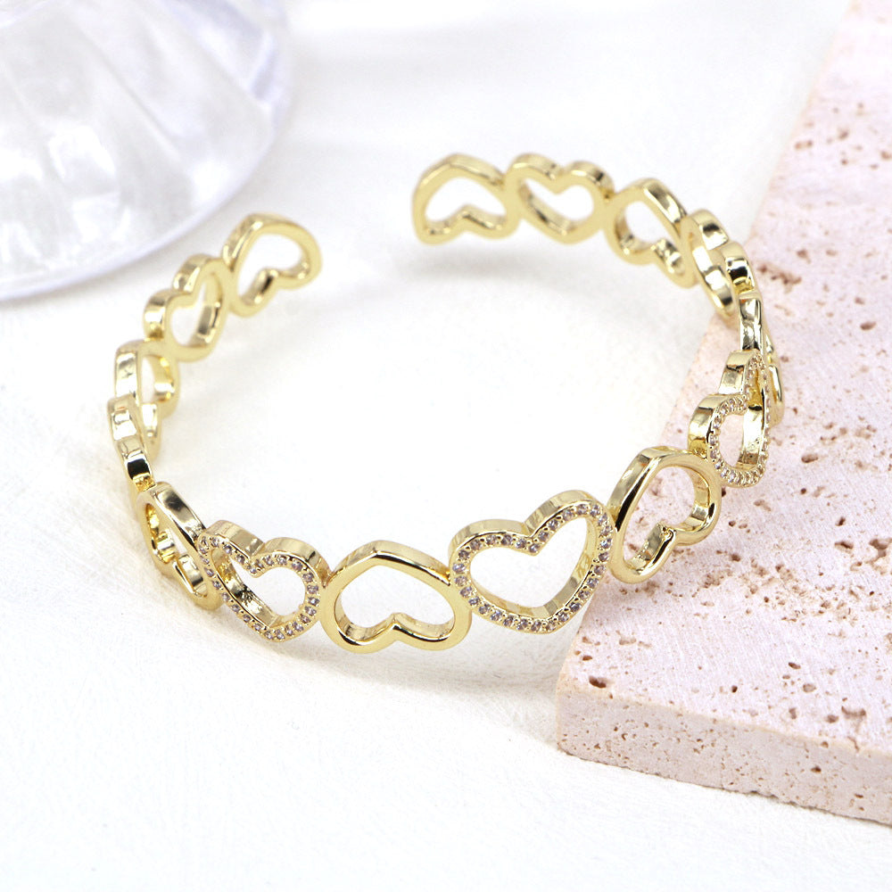 New Simple Inlaid Zircon Heart-shaped Geometric Copper Hollow Open Bracelet