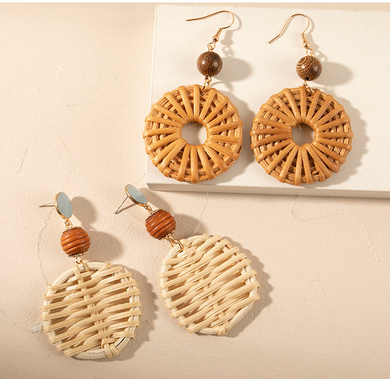 1 Pair Fashion Flower Rattan Handmade Women's Drop Earrings