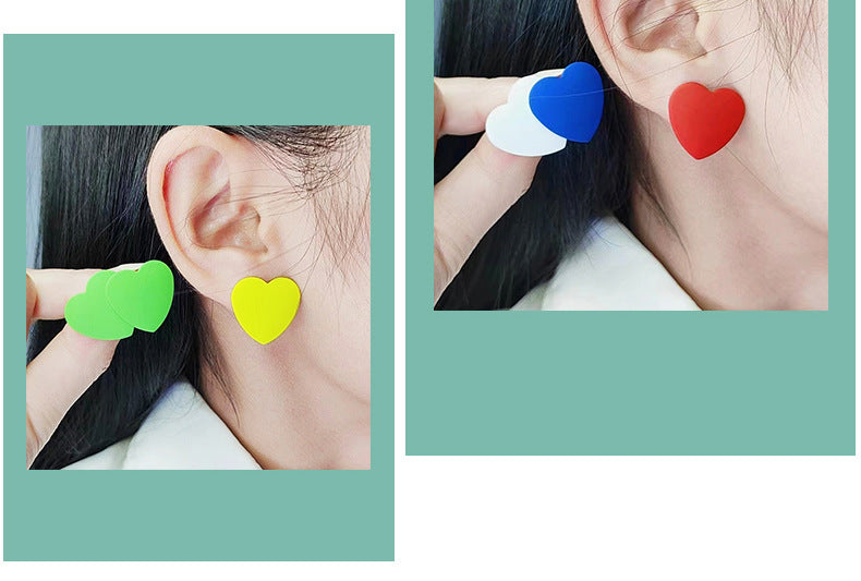 1 Pair Simple Style Heart Shape Spray Paint Arylic Ear Studs
