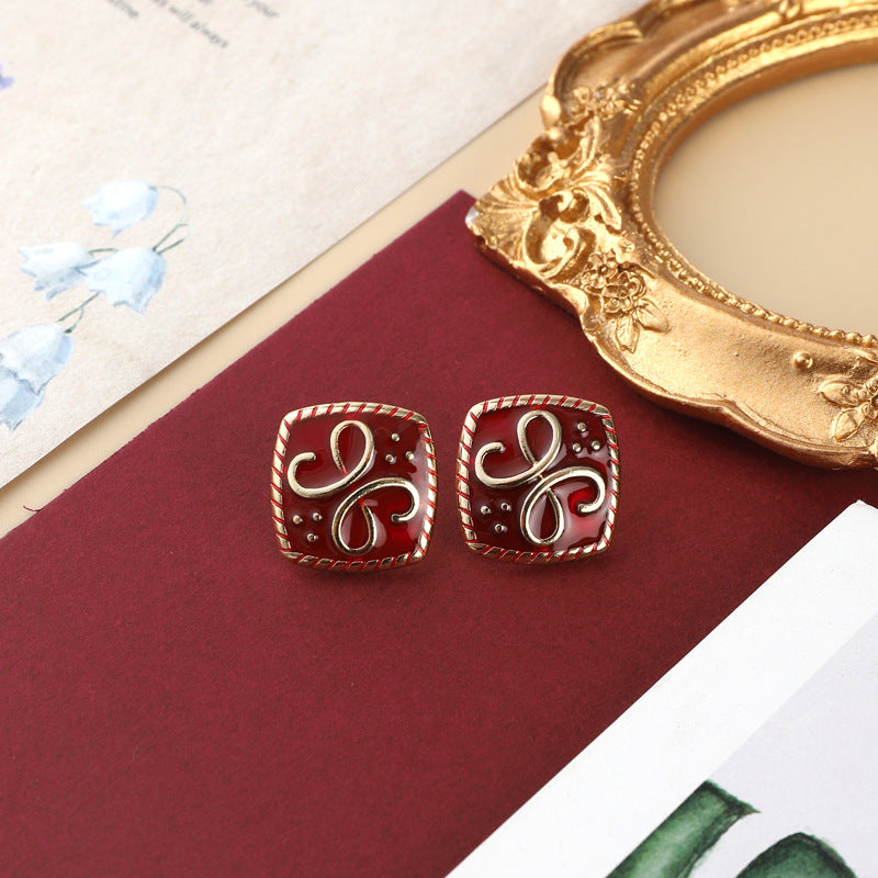 French Style Retro Hong Kong Style 925 Silver Stud Earrings Women's Vintage Court Elegant Earrings Mid-ancient Earrings