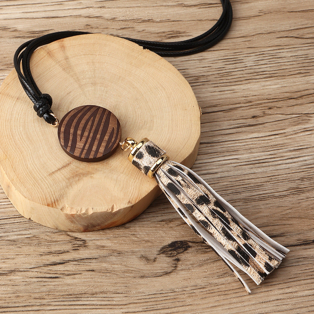 Geometric Wood Women's Necklace