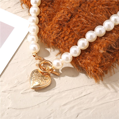 New Fashion Love Retro Pearl Necklace