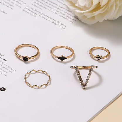 Cross-border New Ring 5-piece Set Fashion V-shaped Diamond Ring Ring Personalized Black Gem Ring