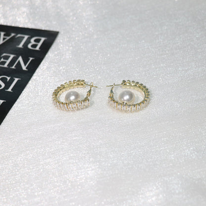 Luxurious Round Alloy Inlay Artificial Pearls Zircon Women's Hoop Earrings