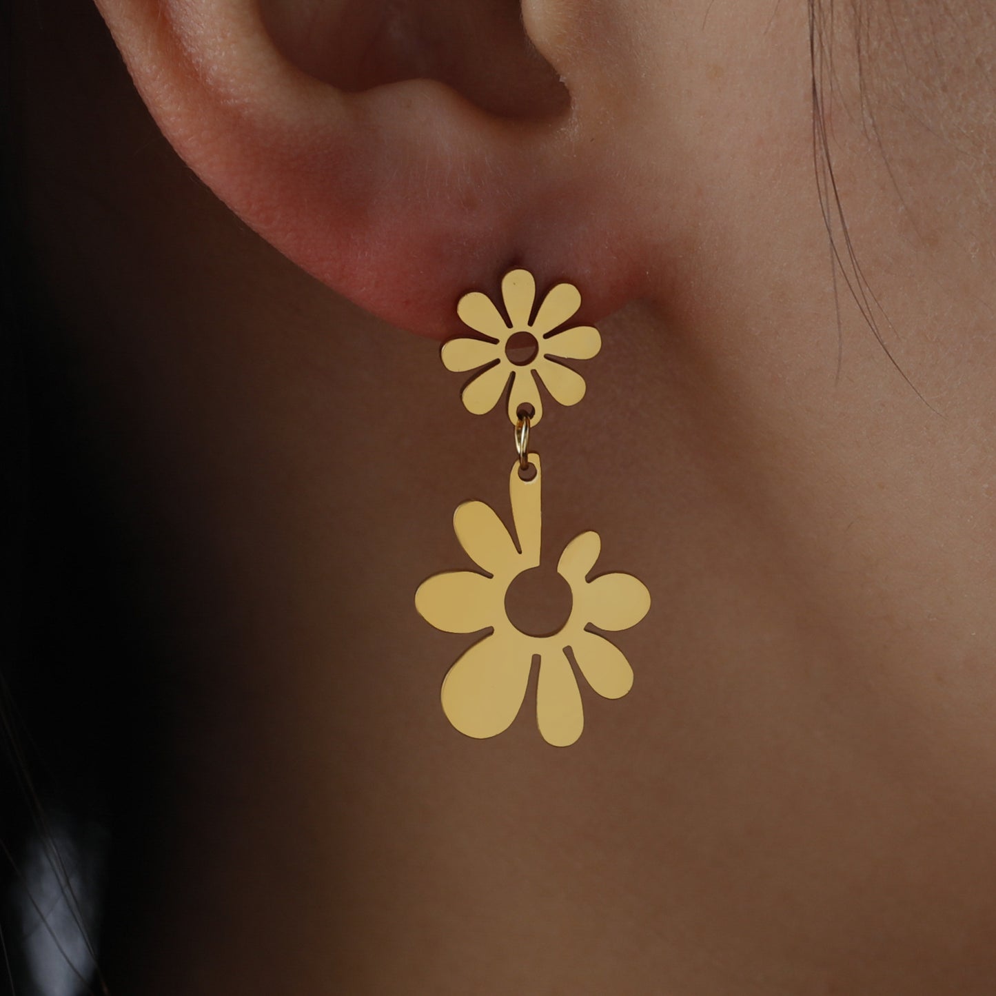 1 Pair Simple Style Flower Plating Stainless Steel Drop Earrings