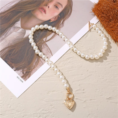 New Fashion Love Retro Pearl Necklace