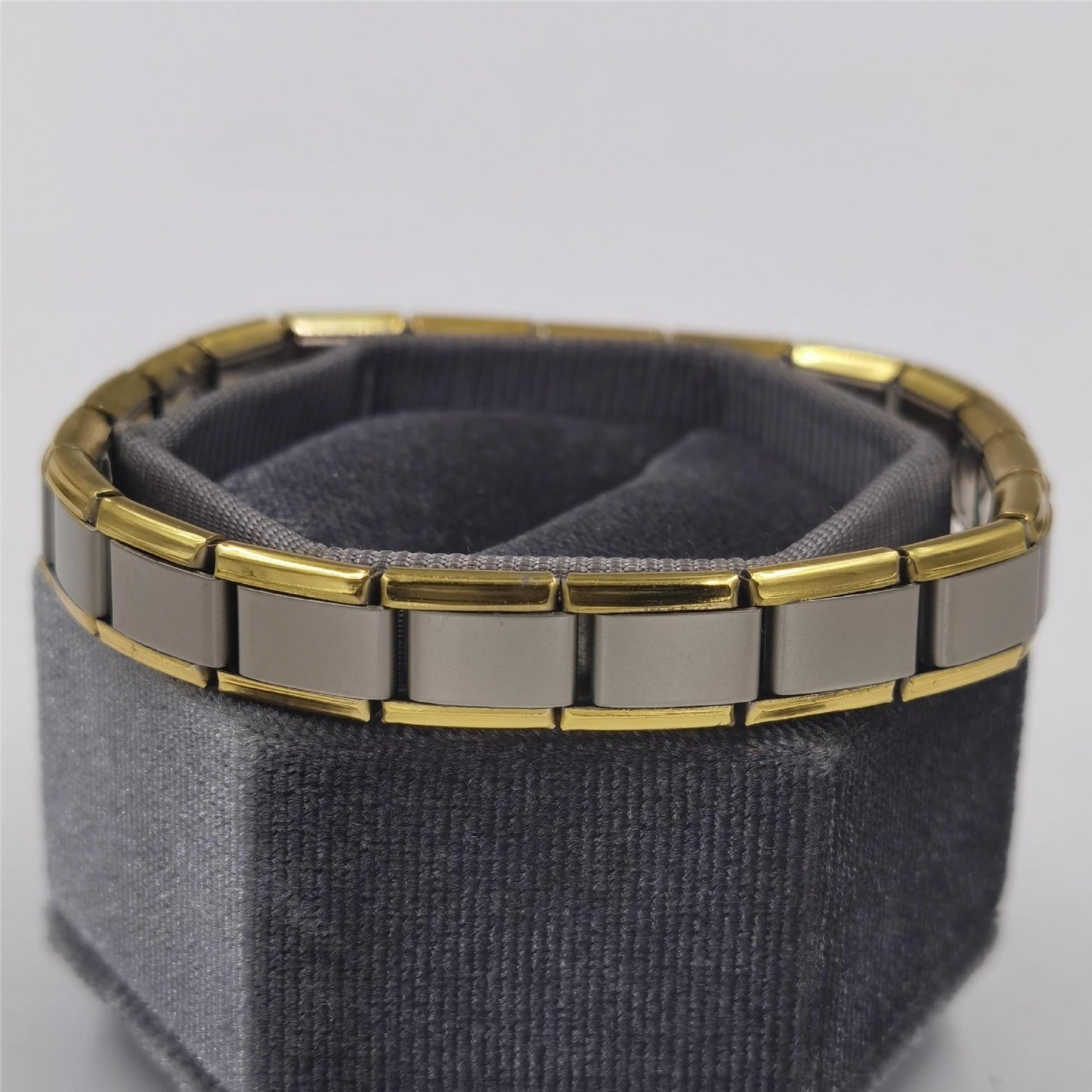 Hip-hop Retro Solid Color Stainless Steel Plating Bracelets