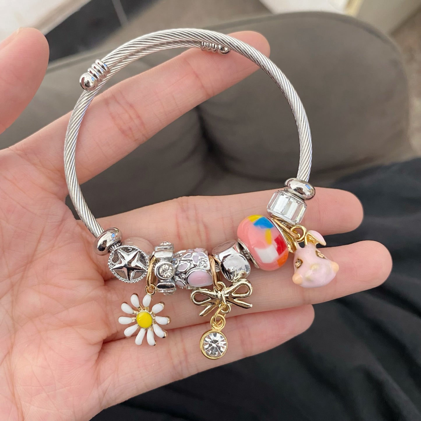 Sweet Flower Stainless Steel Plating Bangle