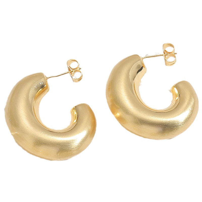 Cross-border hot new C-shaped brass earrings women's independent station exaggerated big earrings cold wind 925 white fungus needle earrings