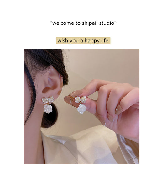 1 Pair Fashion Heart Shape Flower Alloy Inlay Artificial Pearls Zircon Women's Ear Studs